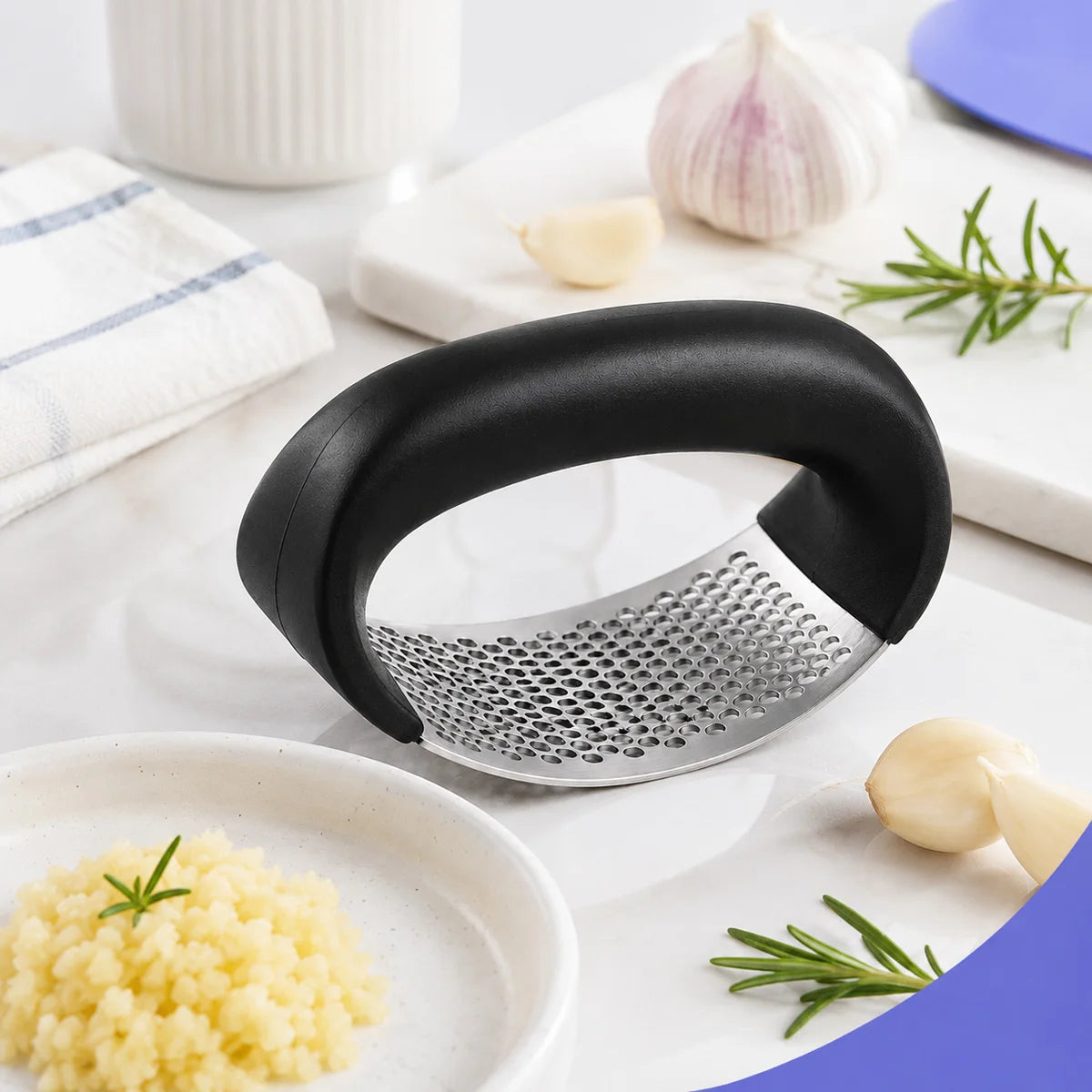 Rocking Garlic Crusher